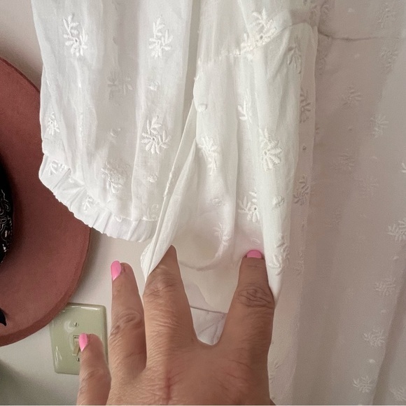 CAbi 5943 Midsummer White Floral Eyelet Embroidered Dress‎ Topper Coverup SIZE 8 - Picture 13 of 13